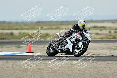 media/Apr-18-2025-TrackDaz (Fri) [[45f5874c44]]/C Group/Session 1 (Turn 7)/